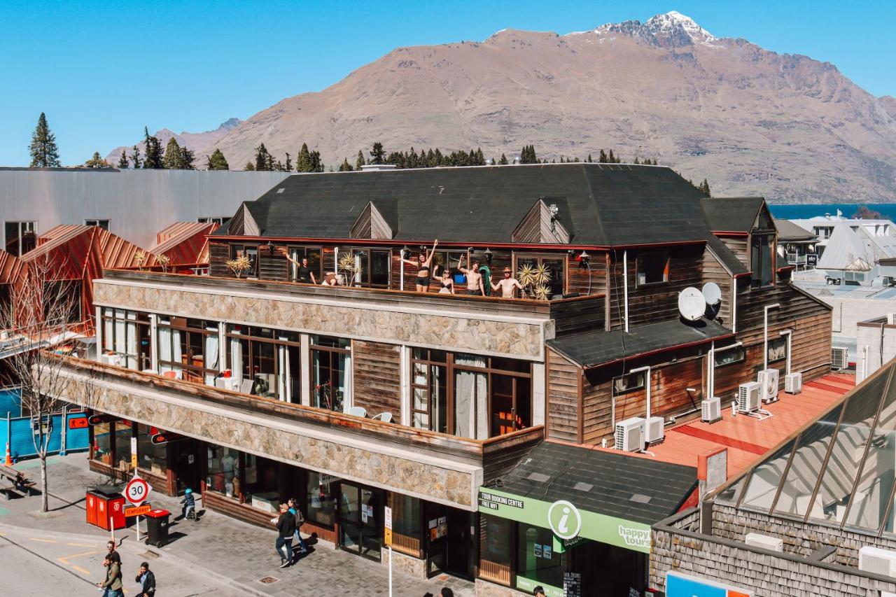 Adventure Queenstown Hostel Bagian luar foto